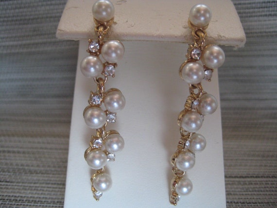 Vintage Faux Pearl and Rhinestone Drop Earrings - image 2