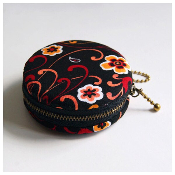 7.5cm Macaron Coin Purse / Jewelry Box / Earphone Case