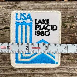 Pin's Vintage Jeux Olympiques D'hiver 1980 - Lake Placid (USA) - épingle Collection