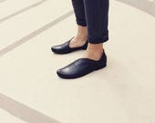 Sale, Black Leather Shoes, Slide woman shoes, Holiday Shoes, Every Day Woman Shoes, Shoes women, Smart Casual, Interesting , Shoes Size 10.5
