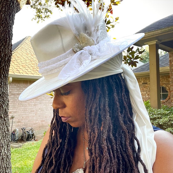 White wide brim felt fedora, the "White Party" hat, Diner En Blanc