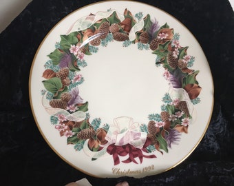 Lenox Christmas Plate 1992 Colonia Christmas Wreath Issue