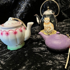 Tea pot ornaments set