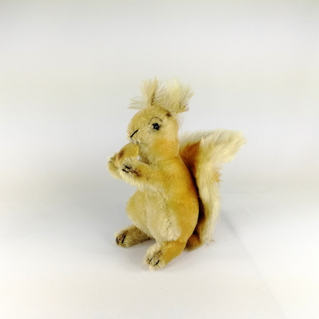 Steiff - シュタイフ★Perri Squirrel★Disney Editionリスのペリ Steiff Squirrel Perry all IDs vintage 1965 to 1967 smallest