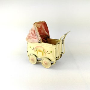 アールデコ ドール キャリッジ ベビーカー 乳母車 ベビーカー 1920 年代 ブリキ製 長さ 4 インチ