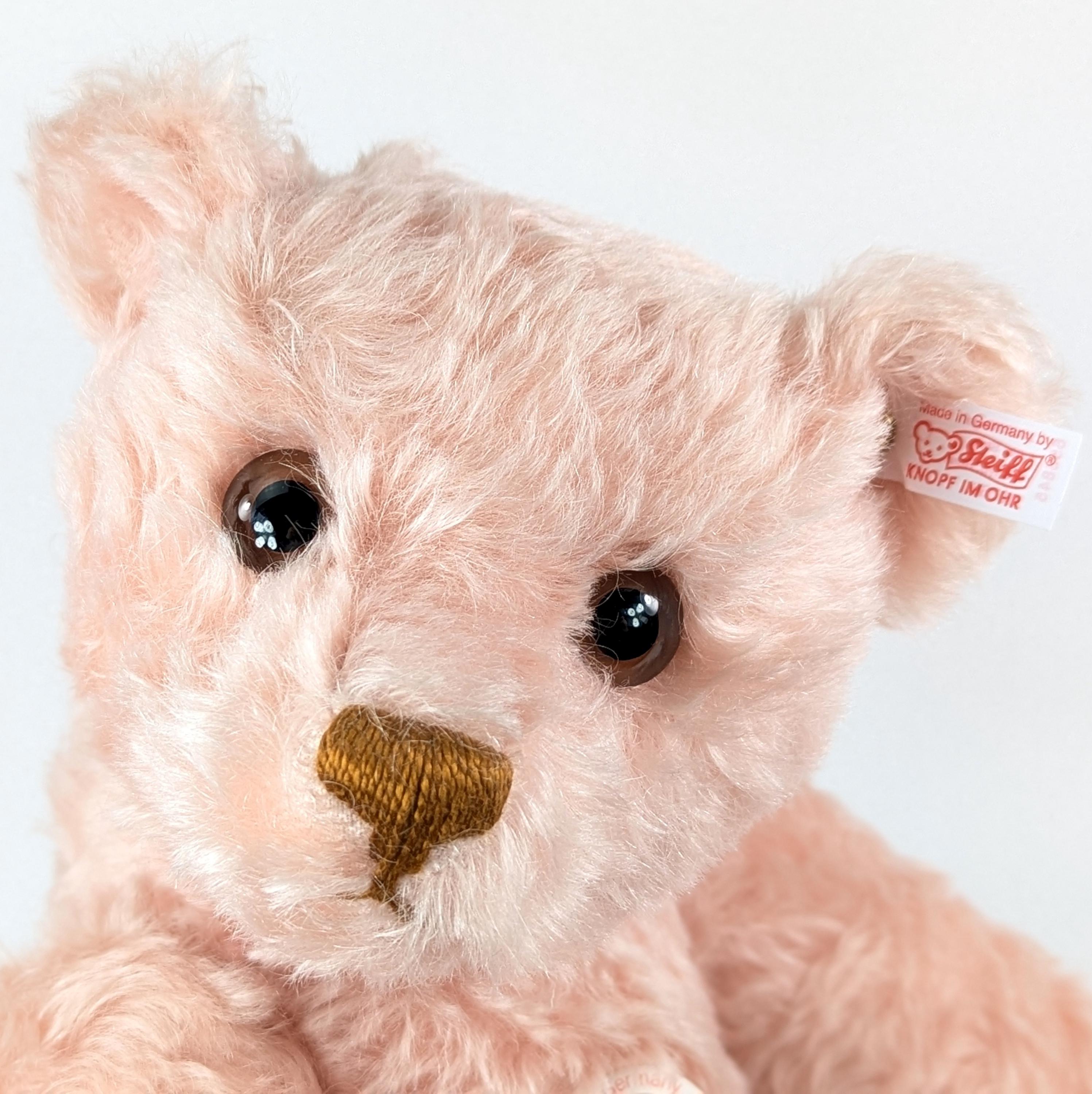 Steiff　テディーベアーteddy rose Steiff Teddy Rosé 2005 Festival Bear All Ids 17 Inches Pink