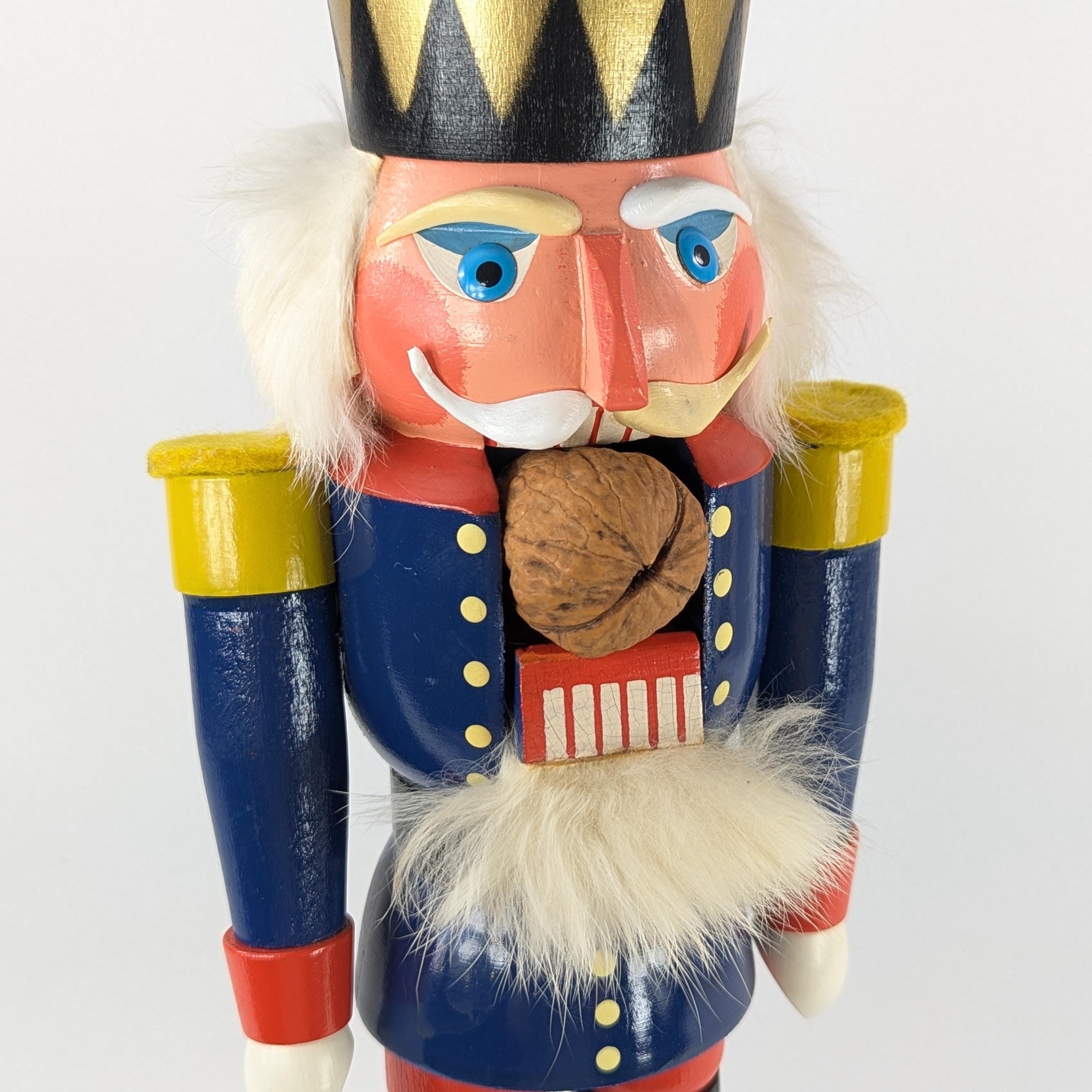 Vintage En Bois Casse-noisette Soldat Chiffres Modèle Liquidation Boîte