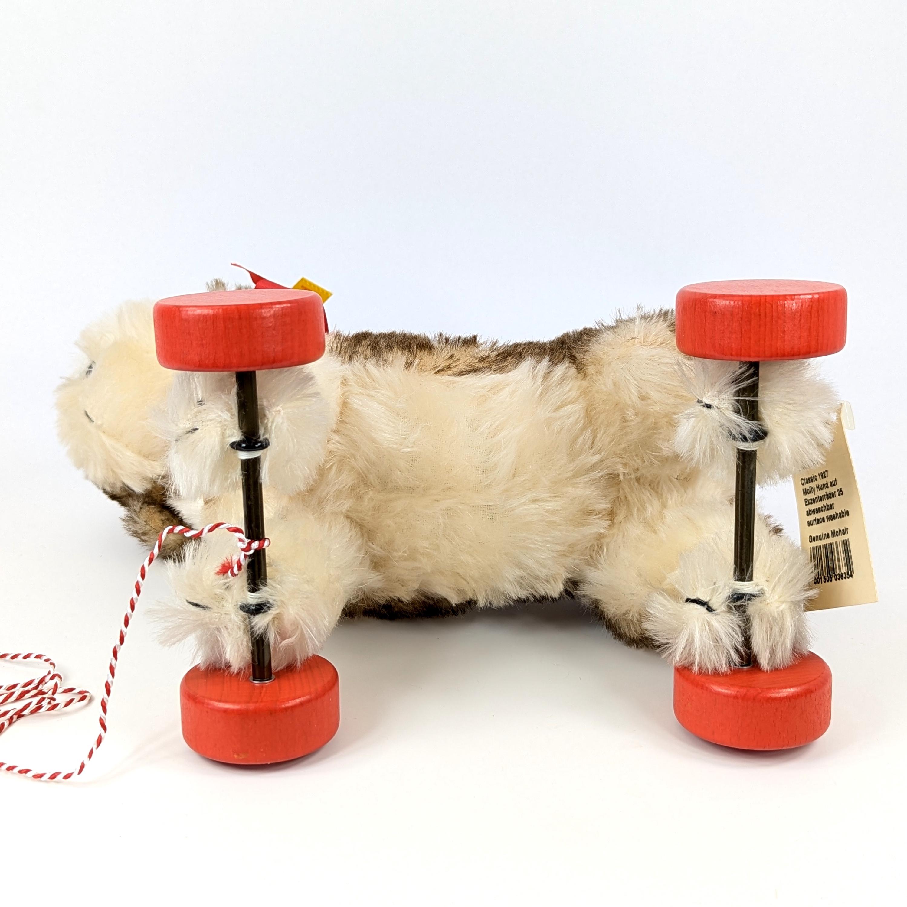 Steiff Dog Classic Molly 1927 on Wheels Mint 10 Inches Vintage
