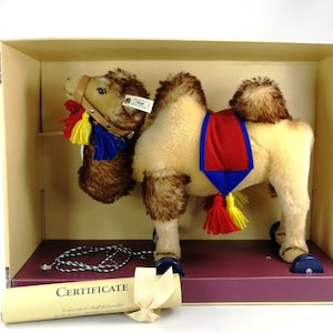 Steiff 1930 Camel on Wheels mint in box 1995 vintage replica 14 inches ltd edition