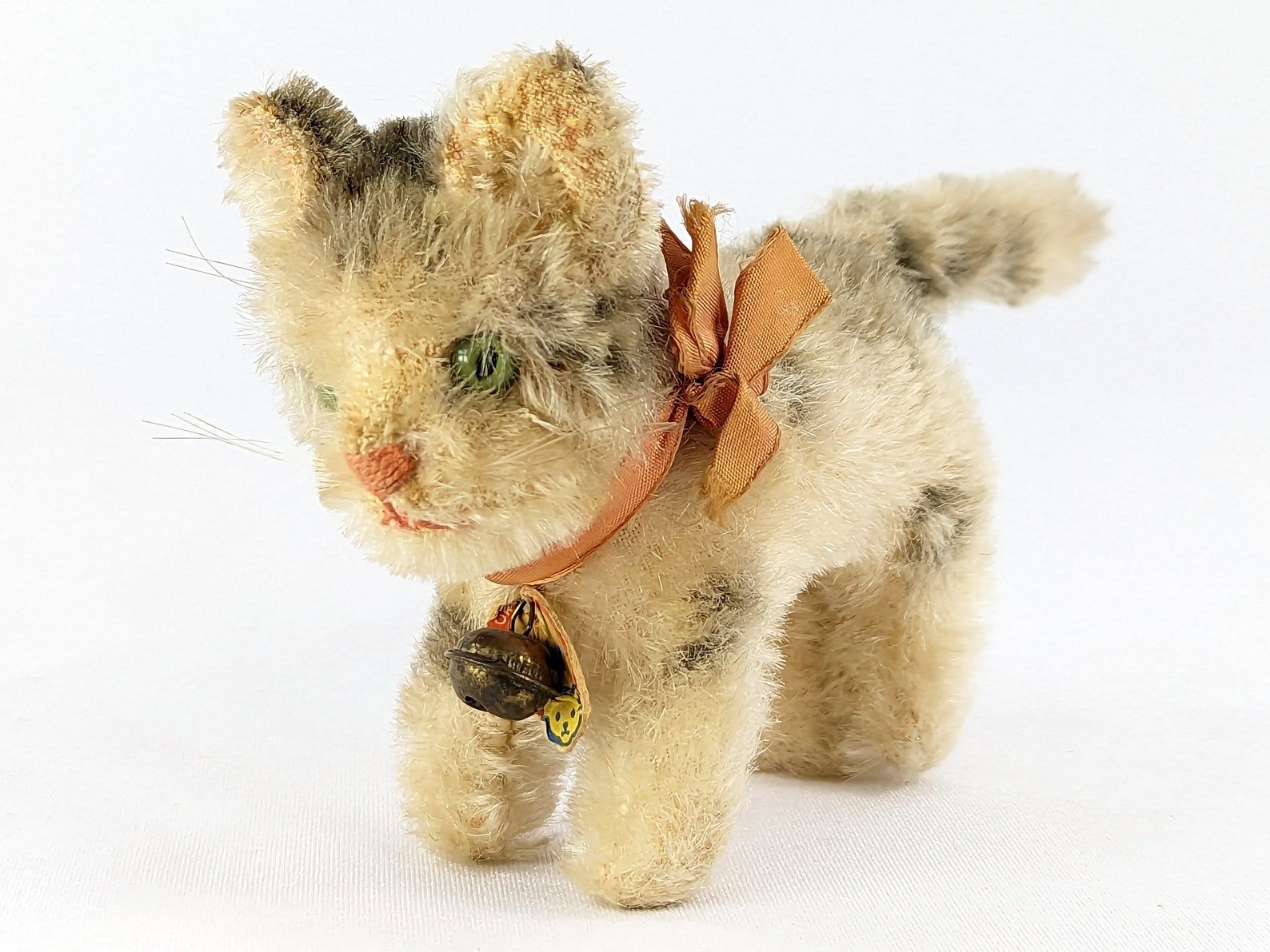 Steiff Cat Tabby with ID 1965 to 1971 vintage 4 inches tall