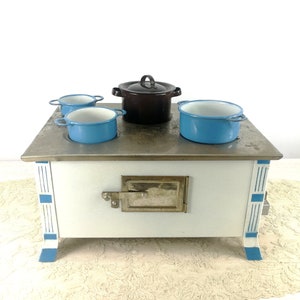 Vintage Doll Stove White Blue with enamel pots 10 inches wide