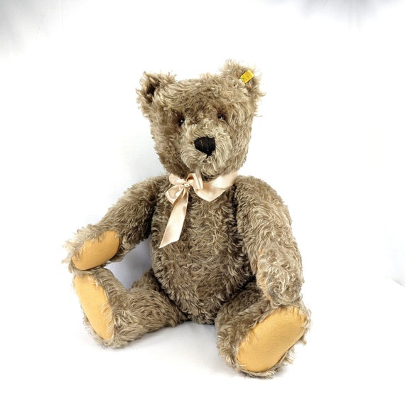 シュタイフDisplay Rekord Teddy シュタイフDisplay Rekord Teddy(Steiff Teddy Bear With Ids