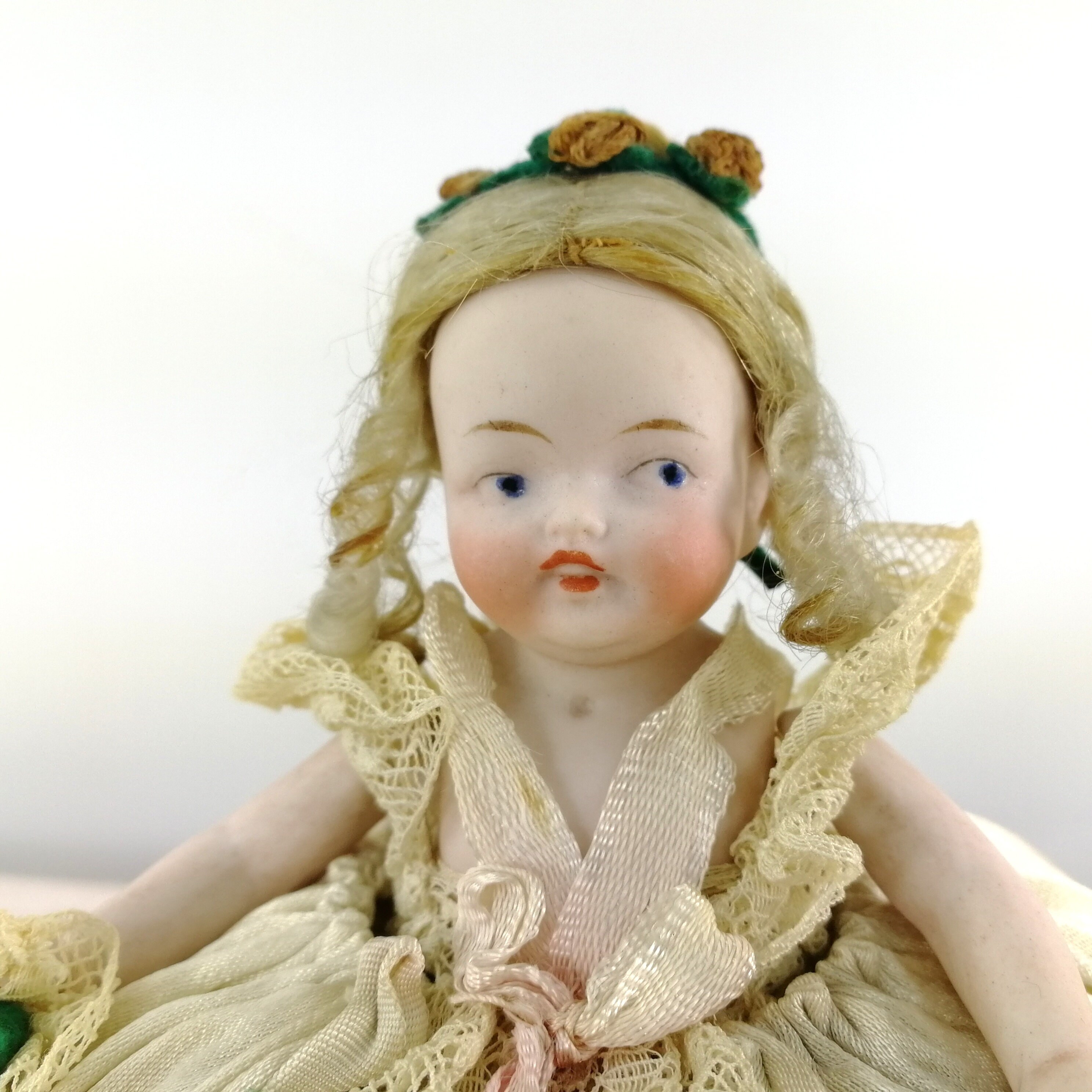 1900年代のピンクッションハーフドール、最高級のビスク