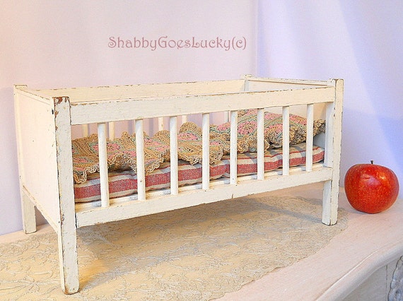 1950's wooden doll crib