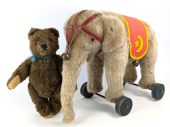 Steiff Elephant on Wooden Wheels With Button Leather Halter Steiff Elephant on Wooden Wheels With Button Leather Halter