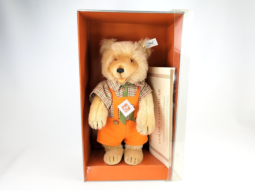 Steiff Teddy Vintage for FAO Schwarz Golden Gate Bear 1989 Mint in