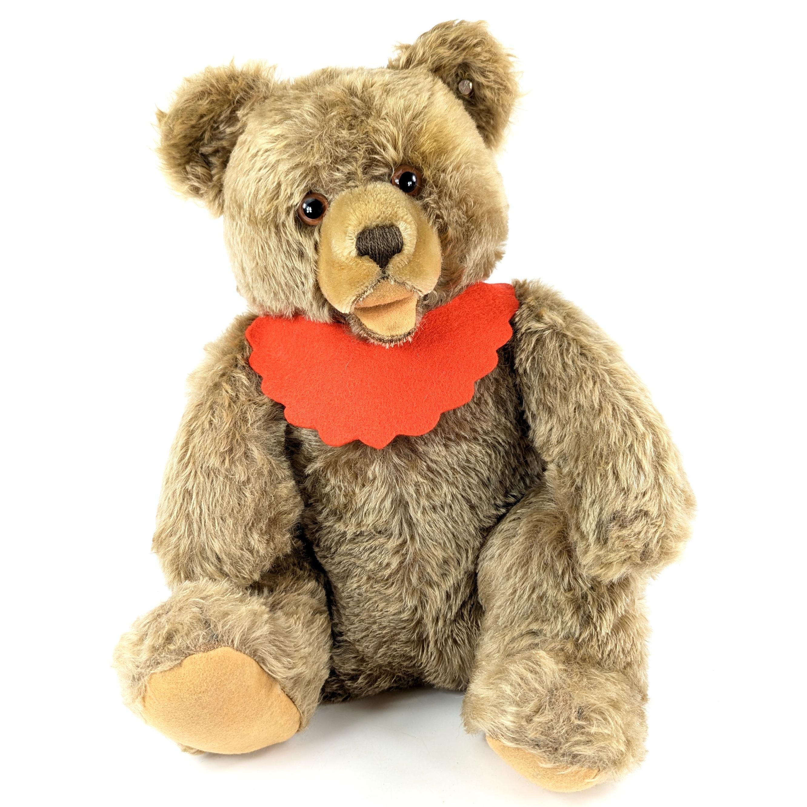 ꕤ Steiff Teddy Bear リヤドロ ꕤ Steiff Teddy Bear Orsi With Button 14 Inches Sitting Vintage