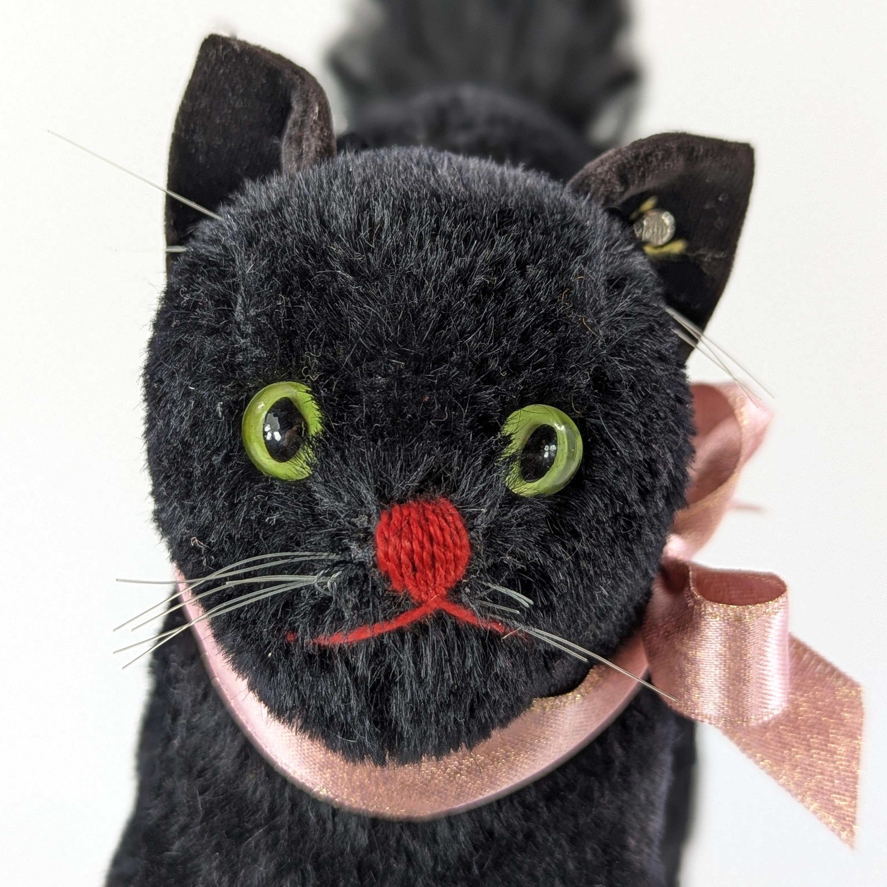 シュタイフ ブラック トム キャット ID 付き 最大 9 インチ