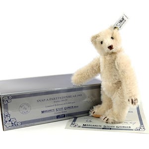 Steiff Press Button Teddy Bear 1909 White Mohair all IDs 7 inches Replica ltd Edition 1989 Mint in Box