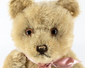 Steiff Jackie Teddy Bear With US Zone Tag Produced 1953 Midi Size