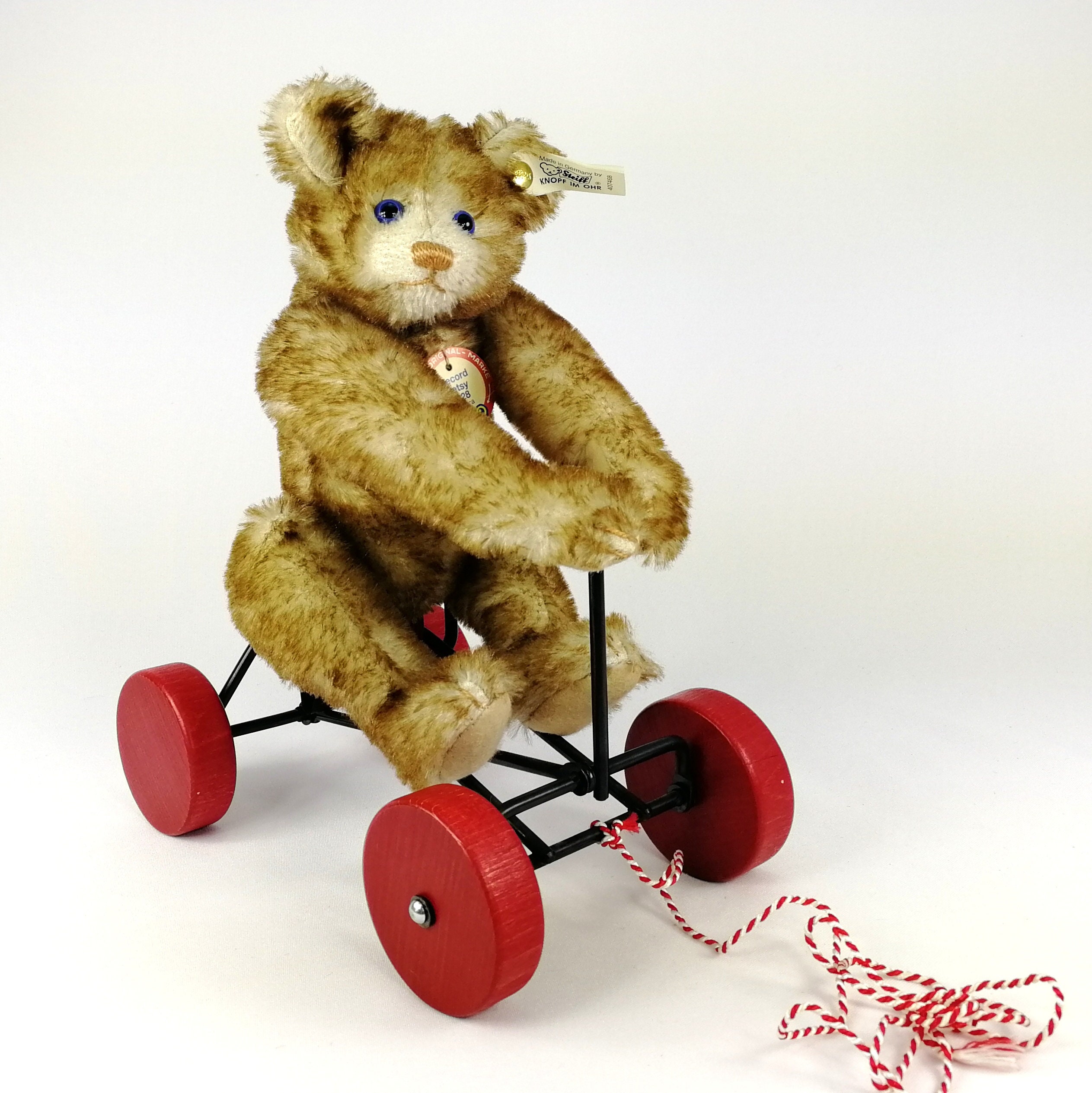 Steiff Teddy Bear Driving a Wagon Record Petsy 1928 Replica Mint