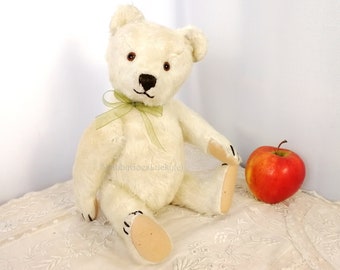 White Steiff Teddy Bear with US Zone tag 11 inches tall vintage made 1950 to 1953