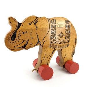 Éléphant en bois sur roues Steiff avec carte d'identité, jouet à tirer produit de 1969 à 1974
