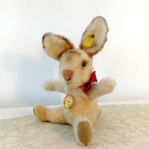 Coelho Steiff Niki sentado com todos os IDs de 10 polegadas de 1969 a 1974 produzido apenas Dralon Plush
