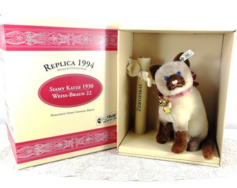 Steiff Siamy Cat 1930 MIB sitting 9 inches vintage 1994 Replica