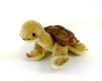 Steiff Turtle Slow with button smallest 1969 to 1975 vintage