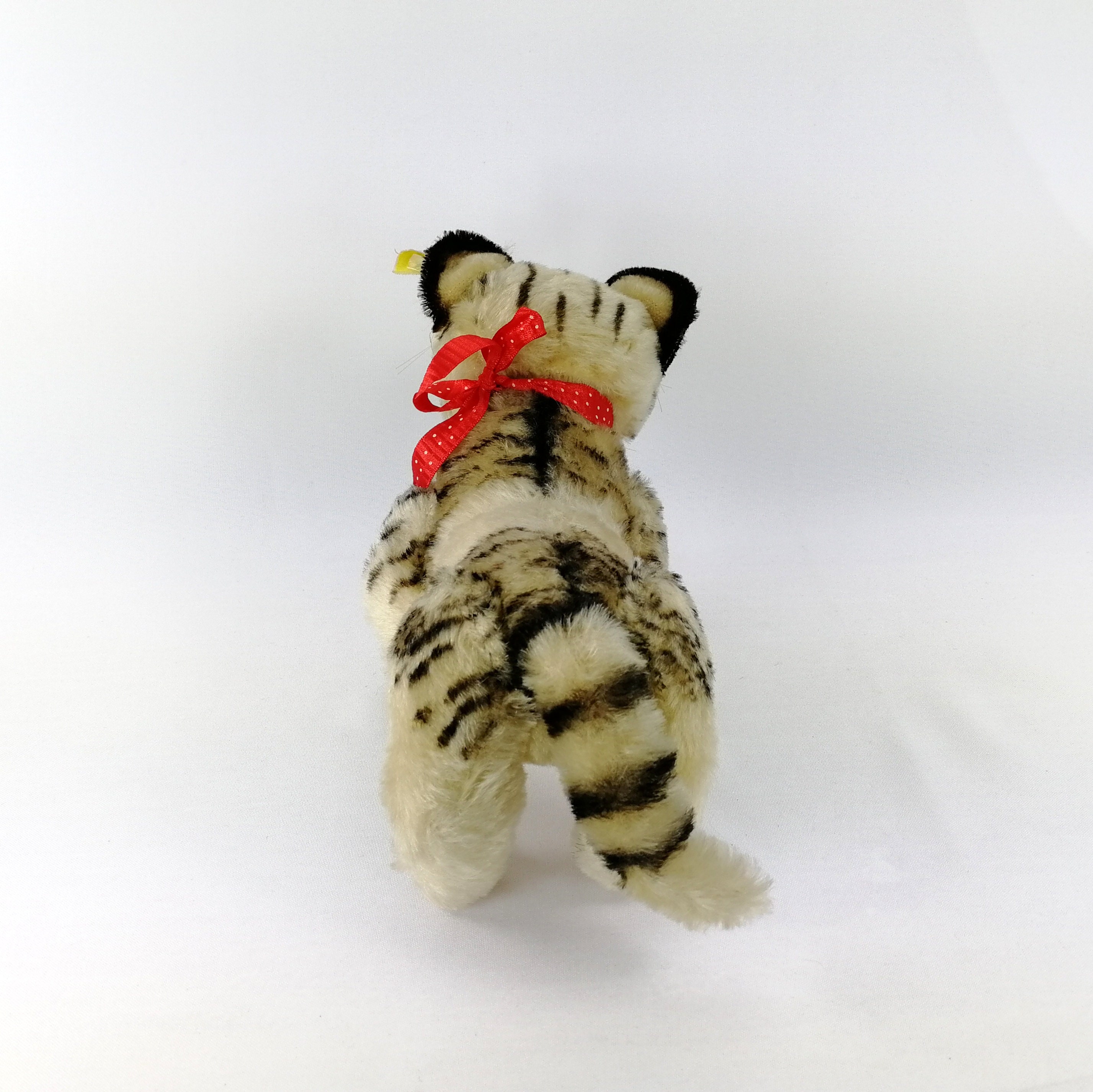 Steiff Cat Kitty With Ids Largest 9 Inches Fully Jointed Tabby