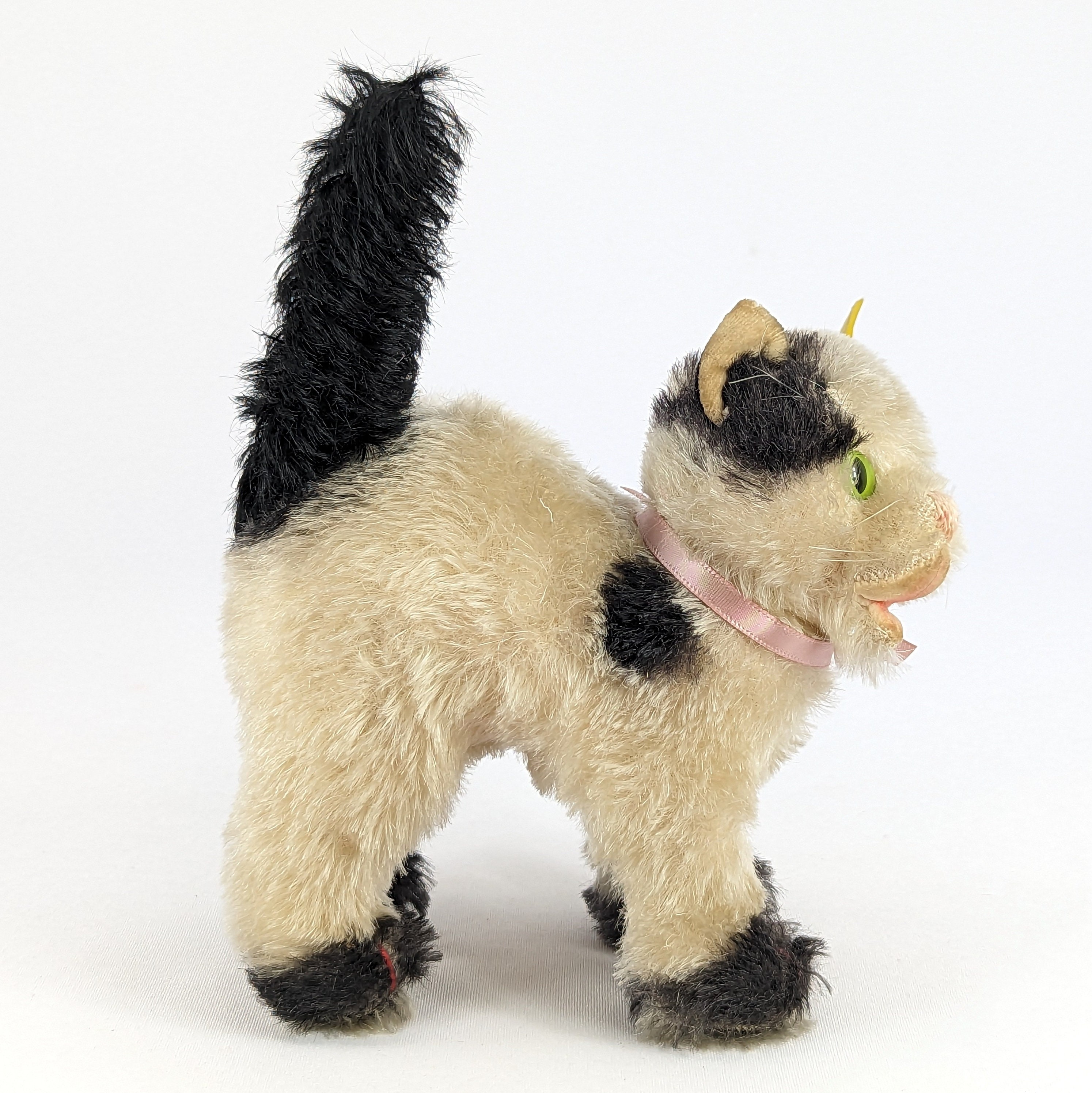 シュタイフ　「Gussy Cat」 Steiff Gussy - Etsy