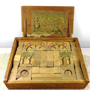 Art Nouveau Building Block Set Complete in Original Box made around 1900 wooden trees figures pillars