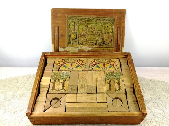 Art Nouveau Building Block Set Complete in Original Box made around 1900 wooden trees figures pillars