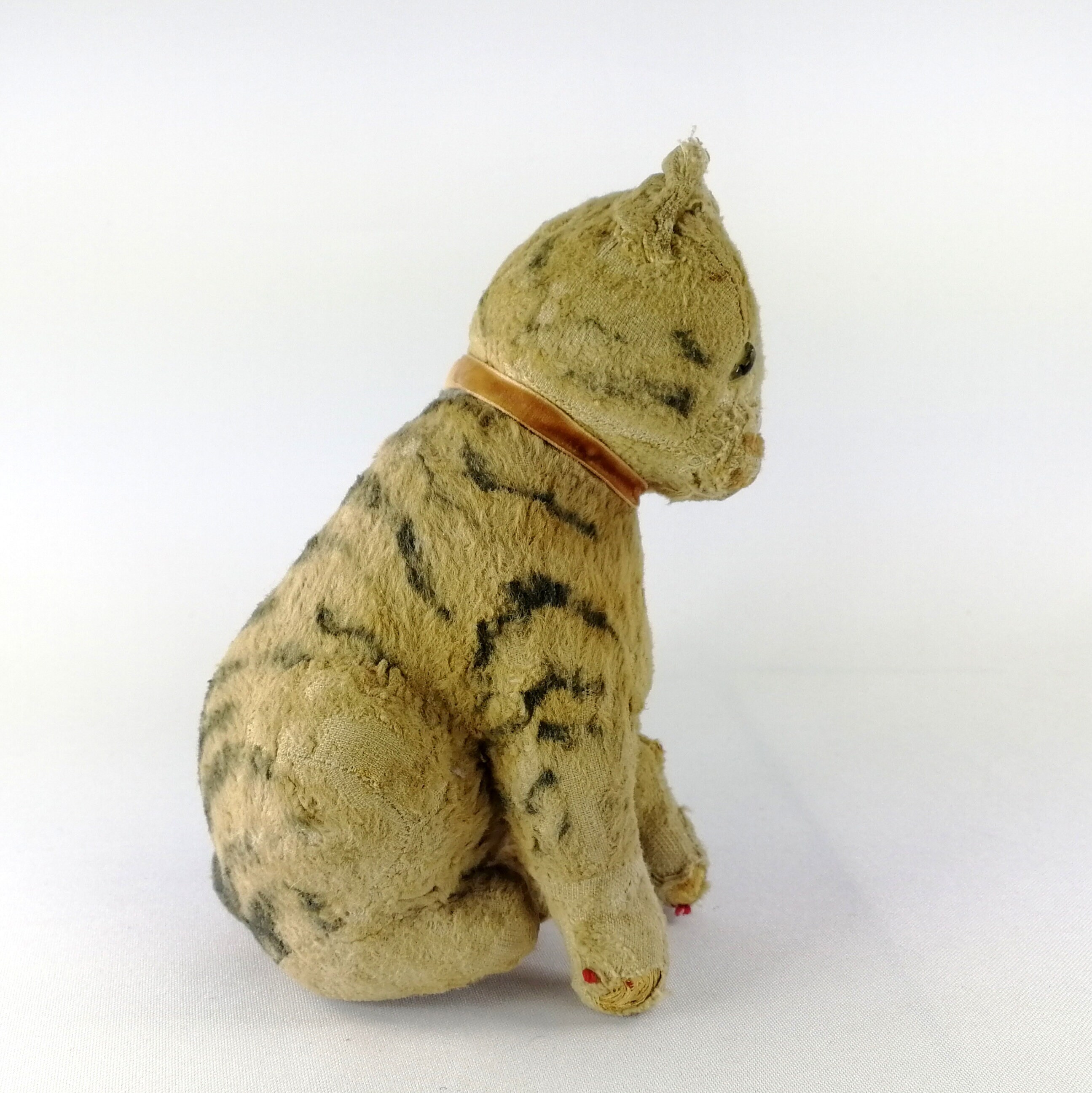 シュタイフ猫スージー 1936年から1943年まで製造され、愛された7