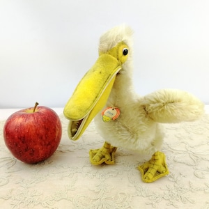 Steiff Pelican with all IDs smallest 7 inches vintage 1959 to 1961 only