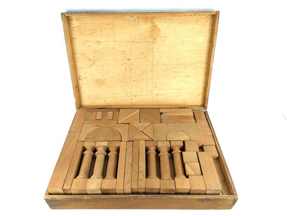 Hape Jeu de Construction en Bois Tourne & Visse Enfant 2 Ans et Plus - Forme à