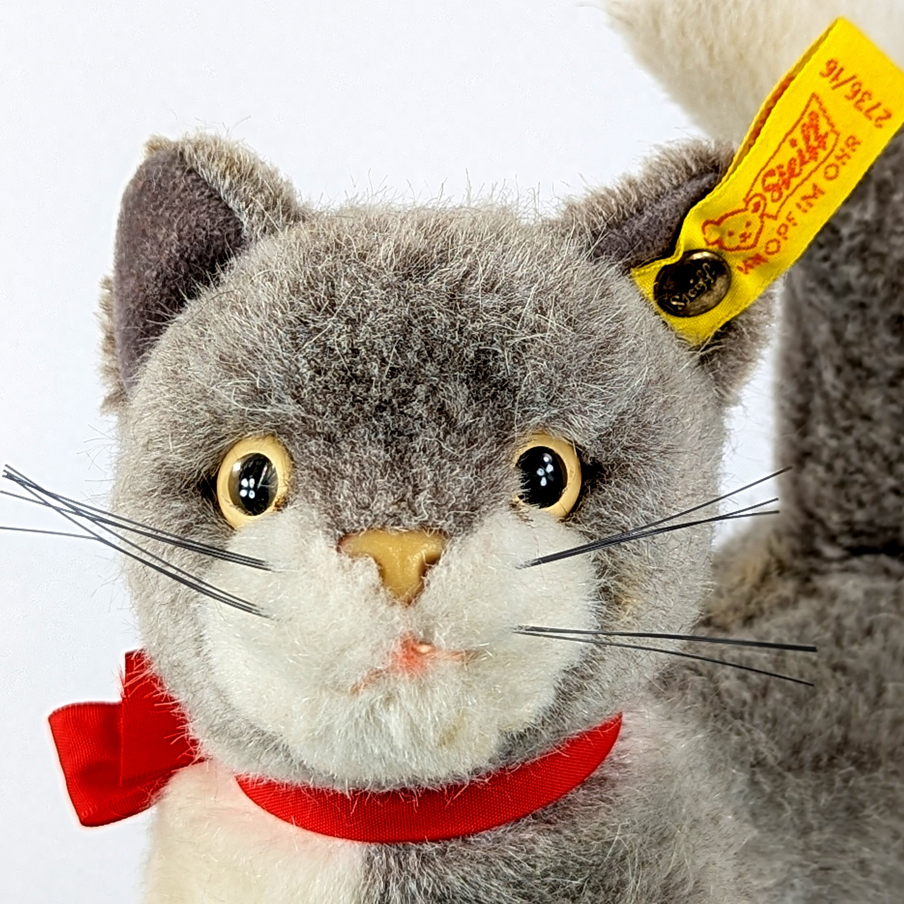 シュタイフ  猫 Steiff Floppy Kitty 5607/17 | eBay