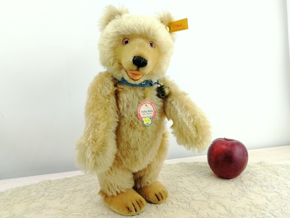 シュタイフ 古い時代のテディベア 1991年 ＊ シュタイフのクマ顔の腕時計をしている販促用特大