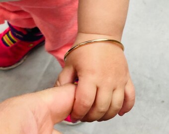 Baby hand hotsell gold bangles