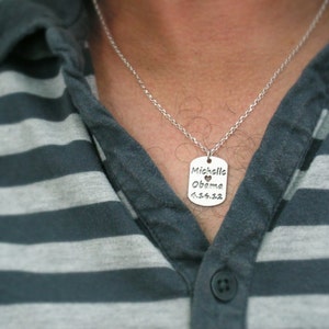 Naamketting. Sterlingzilveren gepersonaliseerde ketting. jubileumcadeau, zilveren naamketting, gepersonaliseerde sieraden, romantisch cadeau.