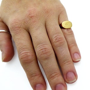 Pinky ring. Monogram ring. Unisex ring. monogram ring. Initial ring. Gift for her. Gold signet ring. Personalized ring. initial ring.1732