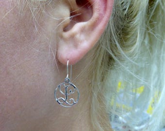 1 initial earrings. silver monogram earrings. 0.6".  Personalized earrings. Personalized earrings. Monogram jewelry. Personalize jewelry