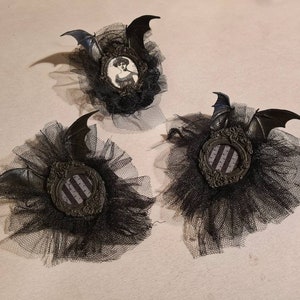 Victorian goth brooch with bat wings, Tim Burton style, Addams Family, Romantic goth