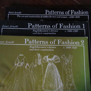 Patterns of Fashion 1〜4 Patterns of Fashion 1: Englishwomen's Dresses and Their