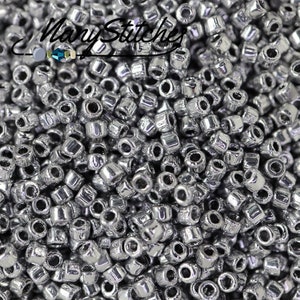 Crystal Full Labrador, Matubo 10/0 Cylinder Bead - 10g tube