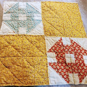 Handmade Vintage Cutter Quilt piece .Cotton quilt . Slow Stitching. Farmhouse decor. Vintage cutter quilt scraps.T-15