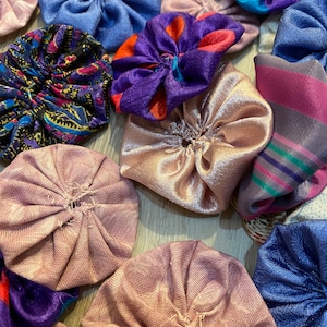 DIY. YoYo Quilt Pieces. YoYo. Fabric Collage Art. Ephemera Supplies. Junk Journal Supplies. YOYO Sewing. Card Making. **