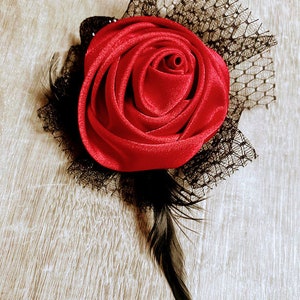 Hand embroidered romantic brooch. Colored floral brooch. Embroidered brooch. Rose brooch.