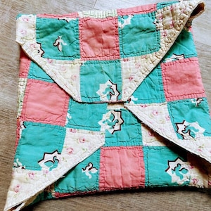 Handmade Vintage Cutter Quilt piece .Cotton quilt . Slow Stitching. Farmhouse decor. Vintage cutter quilt scraps.T-29